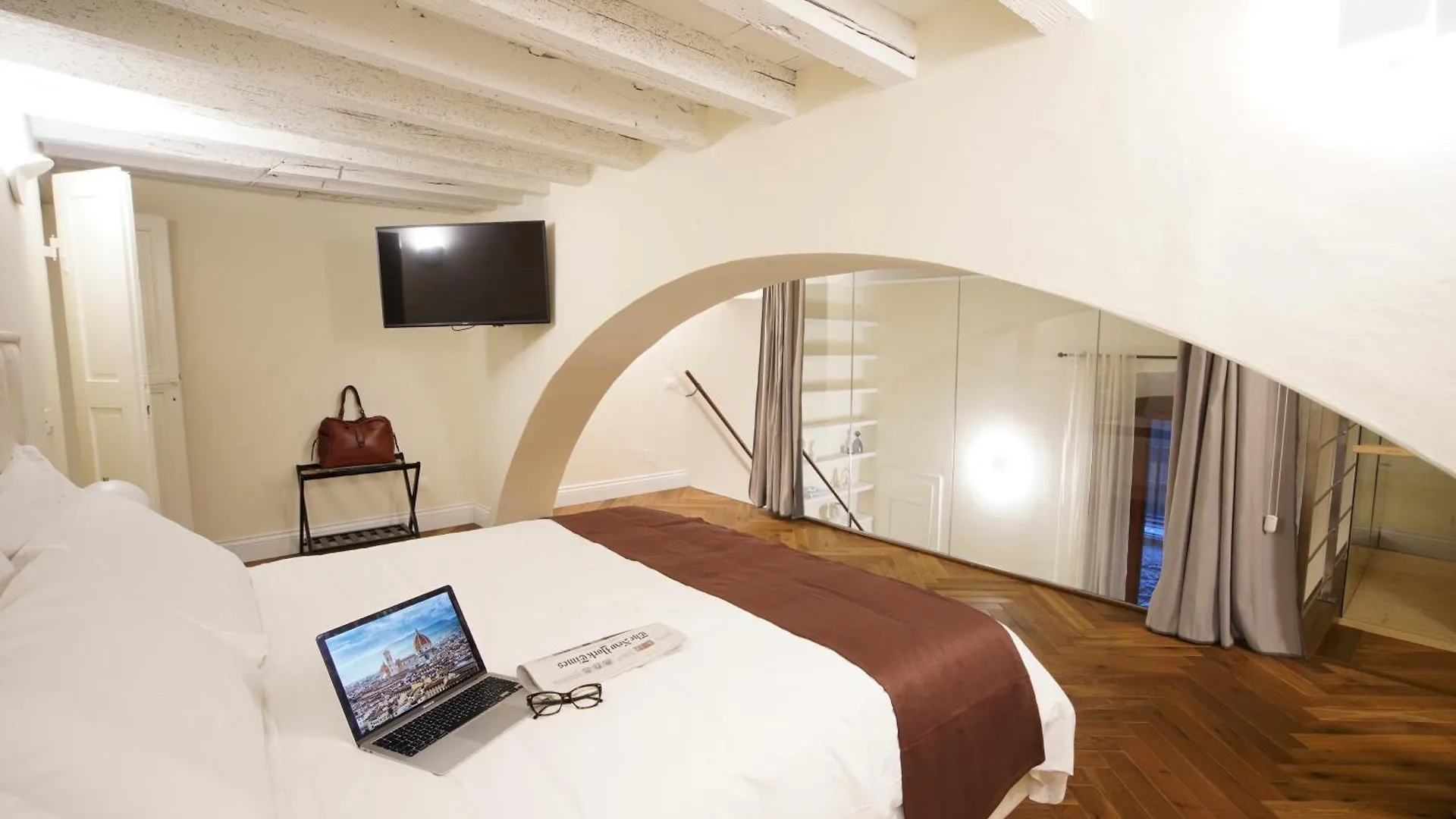 Апартаменты Loft Moderno Vista Centro Citta J House Флоренция Италия